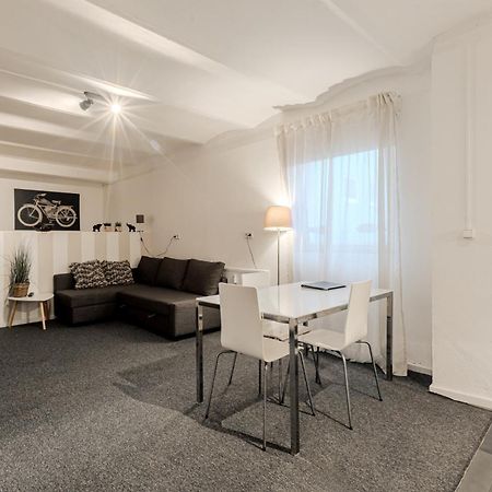 Stadtnahe & Ruhig Gelegen, Fusslaeufig Zur Alster Hambourg Extérieur photo